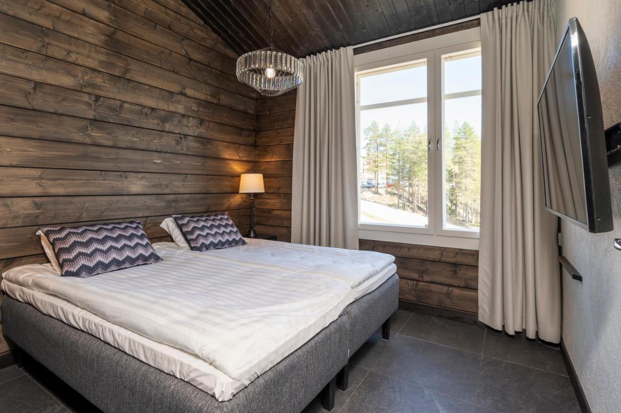 Ski-Inn Pyhaelinna Pyhatunturi ภายนอก รูปภาพ